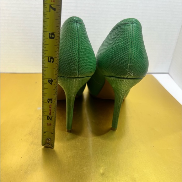 Nine West Green Textured Heels - Picture 4 of 6